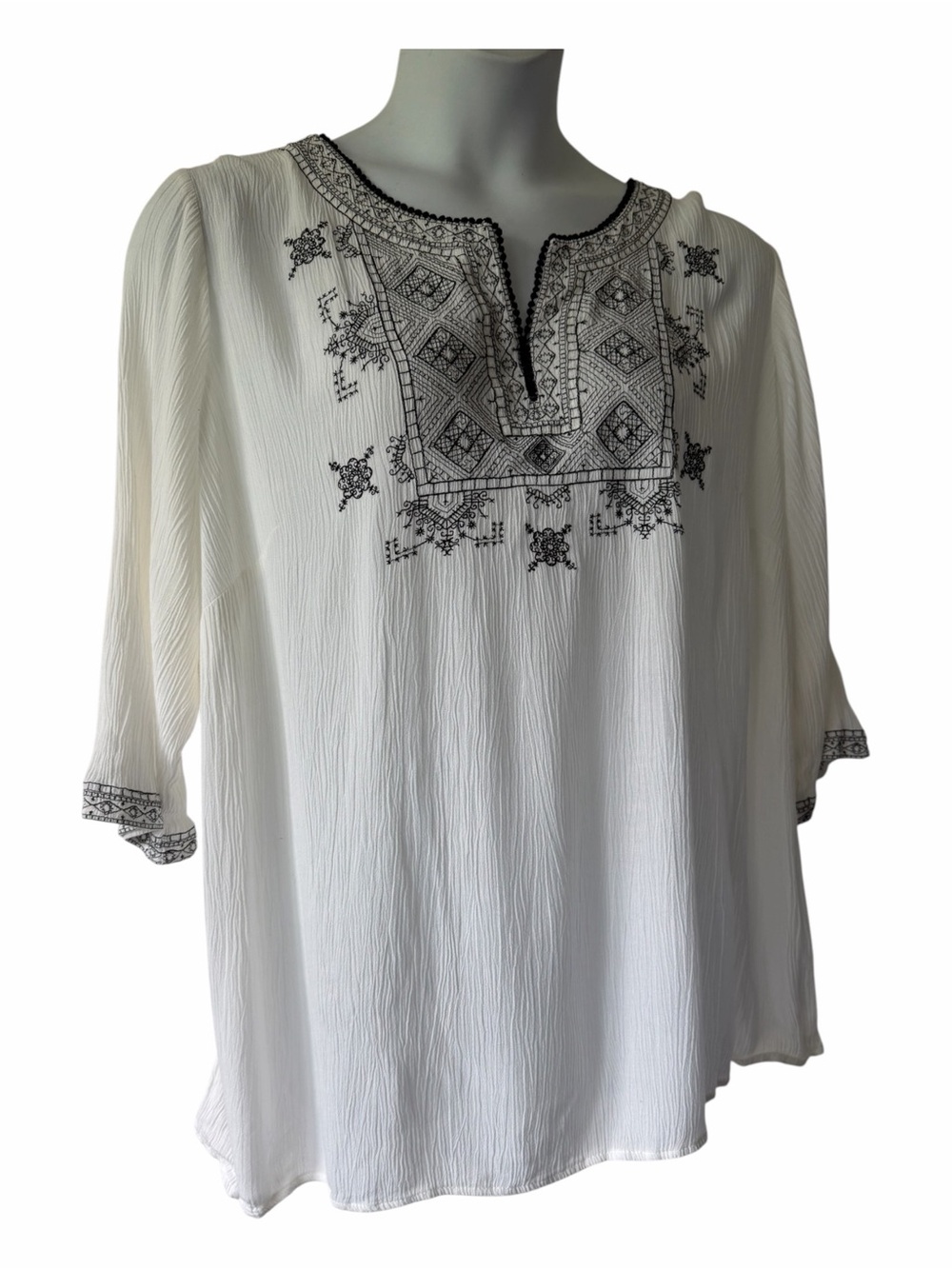 Daniel Rainn Embroidered Boho Peasant Hippie Tunic Top White Crinkle Rayon Sz 2X - Picture 4 of 7